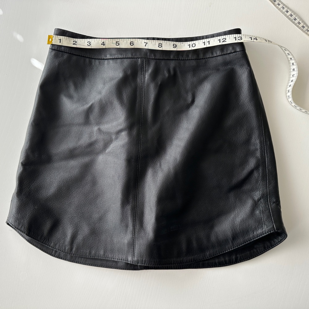 Like New BB Dakota Mini Leather Skirt